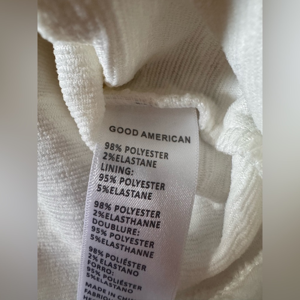 Good American Crop Top - NWT - Picture 5 of 7